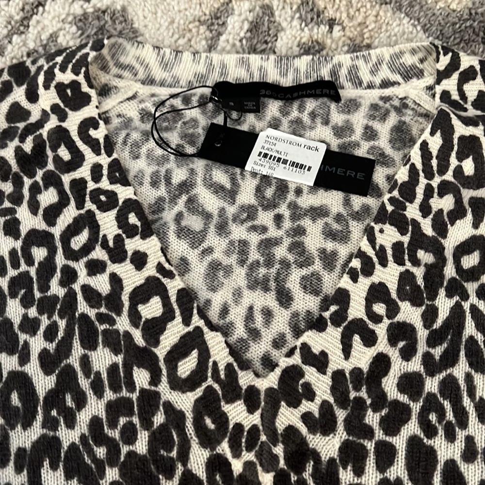 360 Cashmere sweater, leopard, size S NWT! - Picture 3 of 4